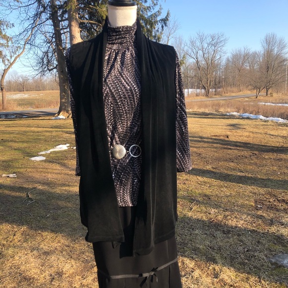 Open Front Top - Picture 3 of 8